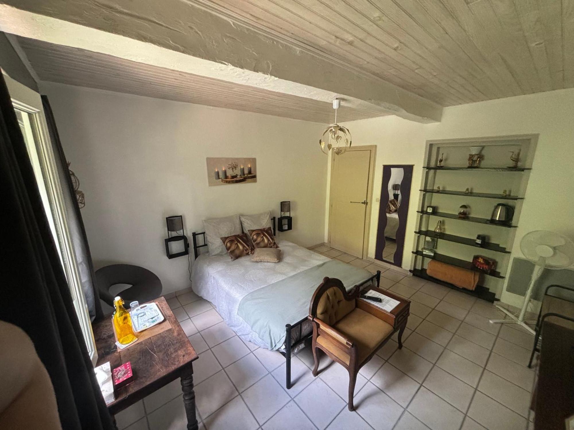 Bed and Breakfast Domaine Pierrot Laujuzan Esterno foto