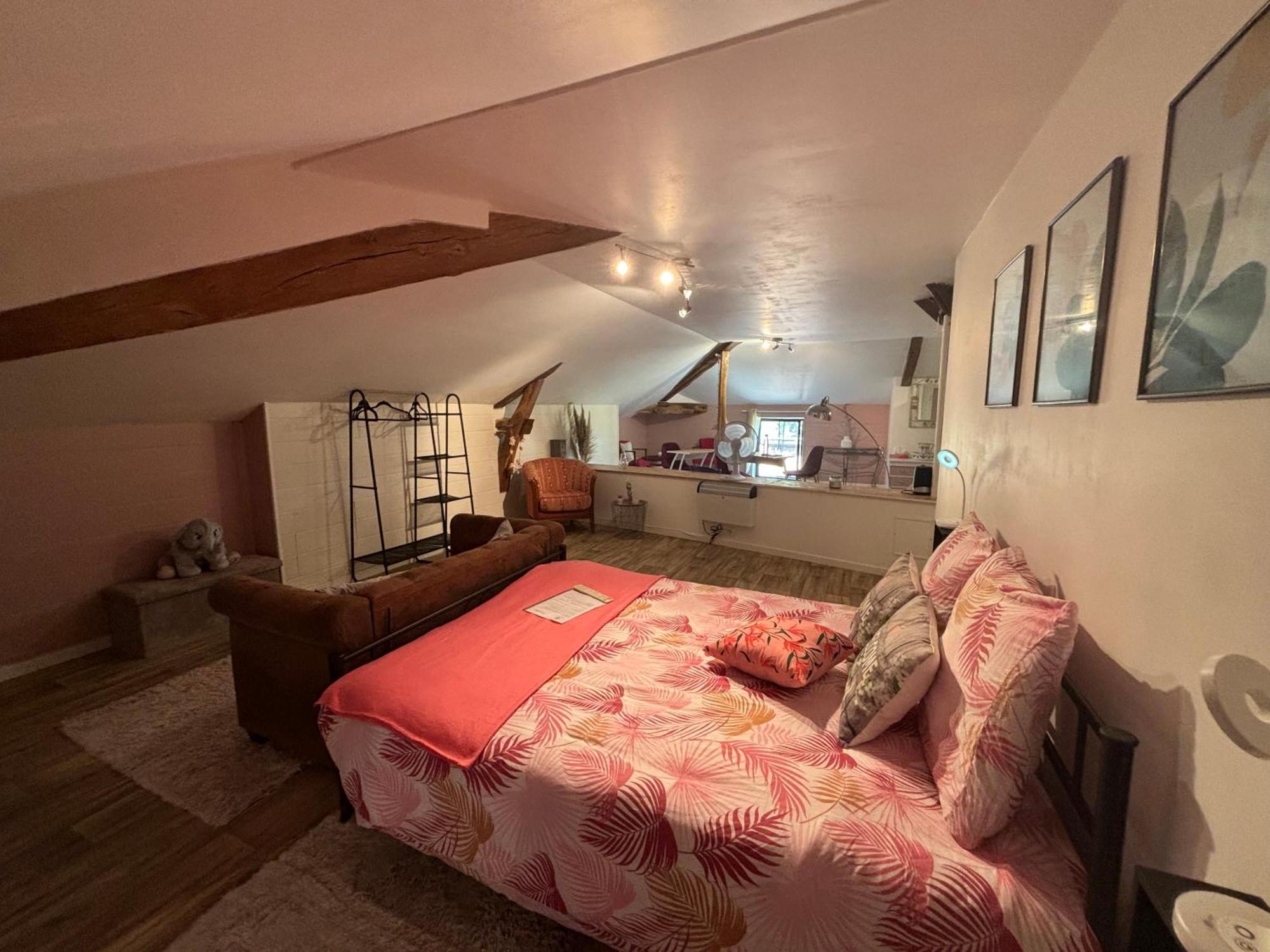 Bed and Breakfast Domaine Pierrot Laujuzan Esterno foto